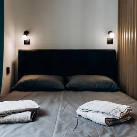 Resa - нові Smart-квартири біля річки 우주고로트