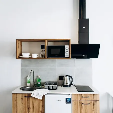 Resa - нові Smart-квартири біля річки Apartman