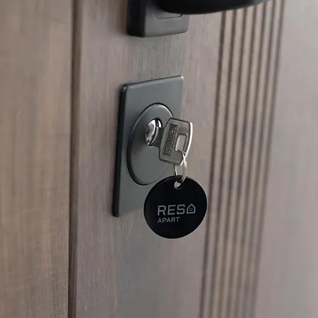 Resa - нові Smart-квартири біля річки 아파트