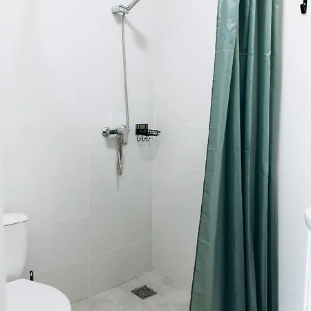 Resa - нові Smart-квартири біля річки Uschhorod