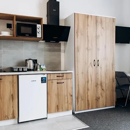 Resa - нові Smart-квартири біля річки Uschhorod