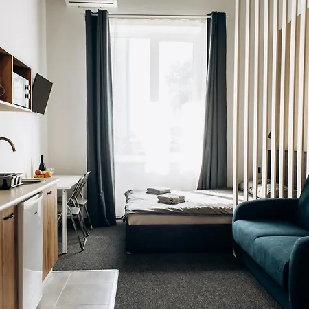 Apartamento Resa - нові Smart-квартири біля річки Uzhhorod