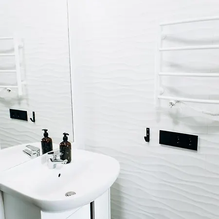 Resa - нові Smart-квартири біля річки Apartment *