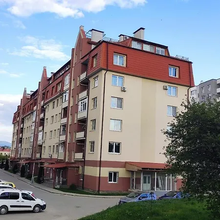 Resa - нові Smart-квартири біля річки Apartment